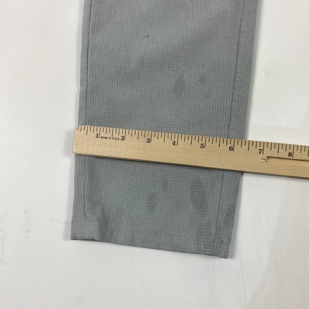 Lululemon‎ Pants Mens 31 Gray Tech Chino Zip Pocket Athletic Stretch Logo Golf